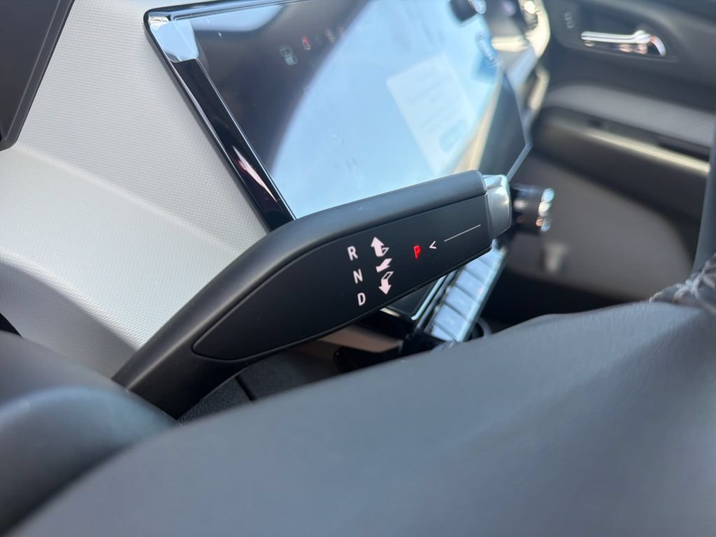 New 2027 Chevrolet Bolt LT w/ Comfort Package FWD image 25
