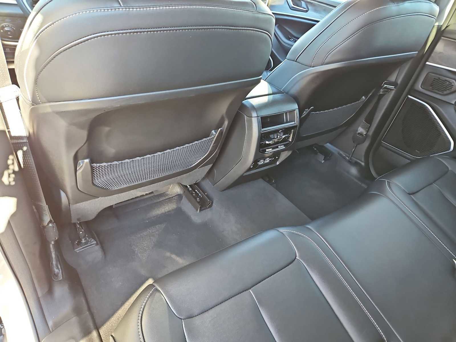 Used 2023 Jeep Grand Cherokee 4WD 4xe image 19