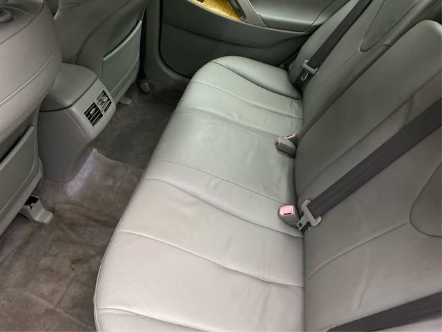 Used 2007 Toyota Camry XLE FWD image 11
