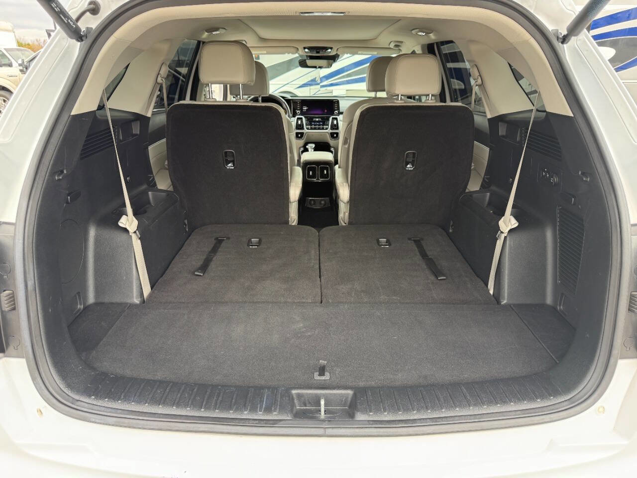 Used 2023 Kia Sorento SX image 28