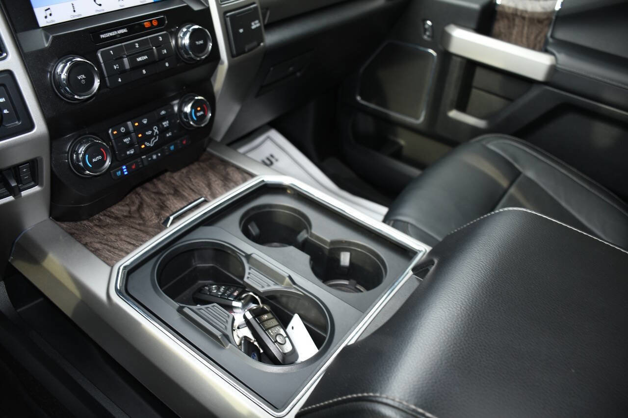 Used 2019 Ford F250 Lariat w/ Lariat Ultimate Package AWD/4WD image 40