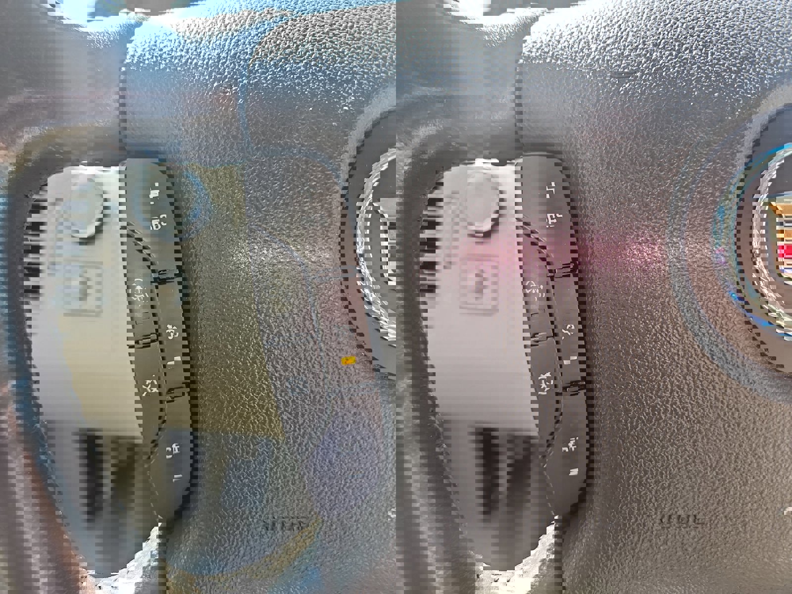 Used 2007 Cadillac DTS Luxury I w/ Trunk Convenience Package image 9