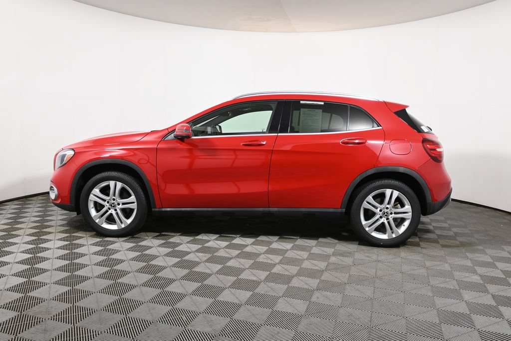 Used 2019 Mercedes-Benz GLA 250 4MATIC image 2