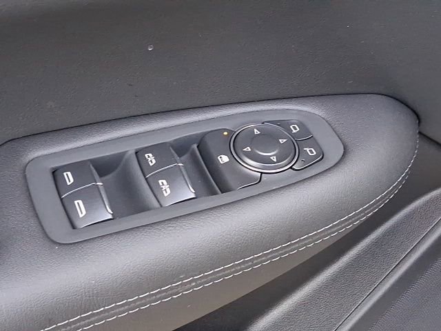 New 2026 Cadillac XT5 Luxury w/ LPO, Premium Carpet Package image 17