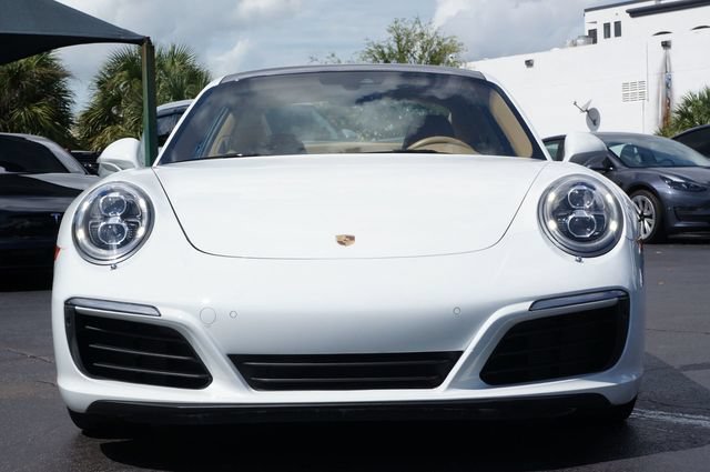Used 2017 Porsche 911 Carrera image 2