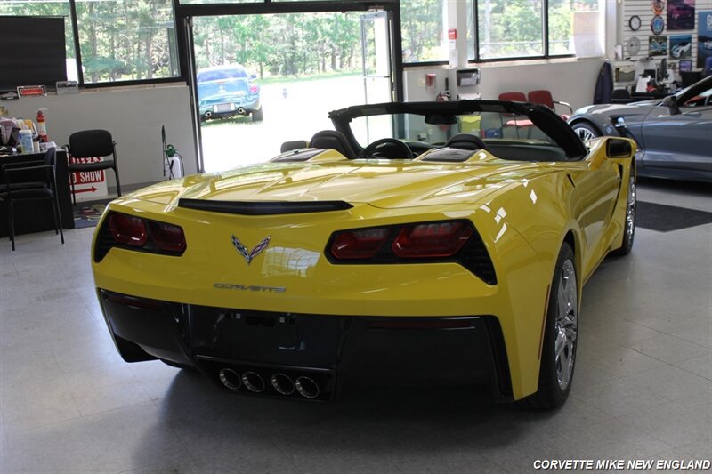 Used 2016 Chevrolet Corvette Stingray Convertible w/ 2LT Preferred Equipment Group RWD image 7