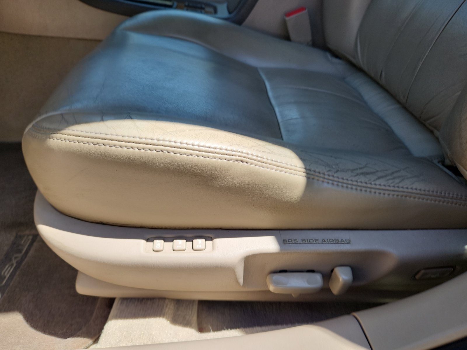 Used 2000 Lexus ES 330 w/ Lexus Value Pkg FWD image 14