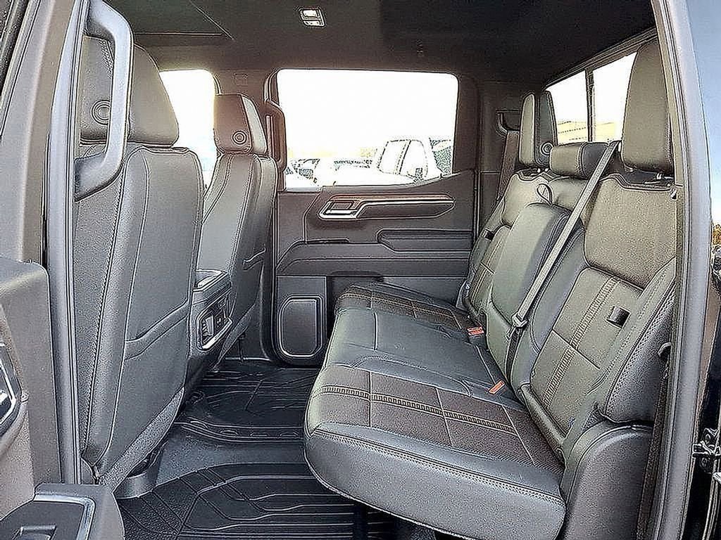 New 2026 Chevrolet Silverado 1500 High Country w/ High Country Premium Package image 9