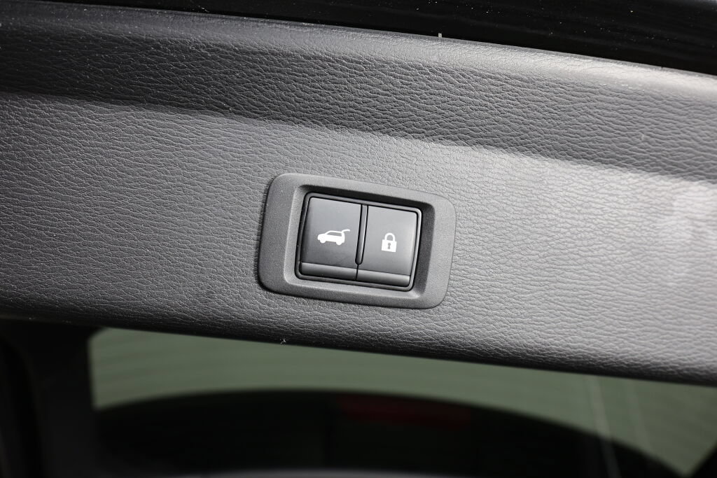 Used 2024 Mitsubishi Outlander SE AWD/4WD image 19