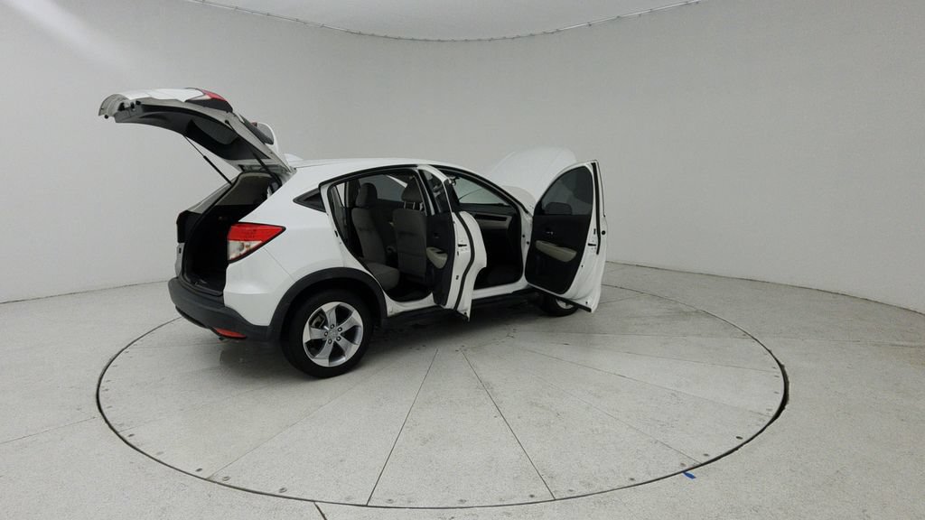 Used 2019 Honda HR-V LX image 12
