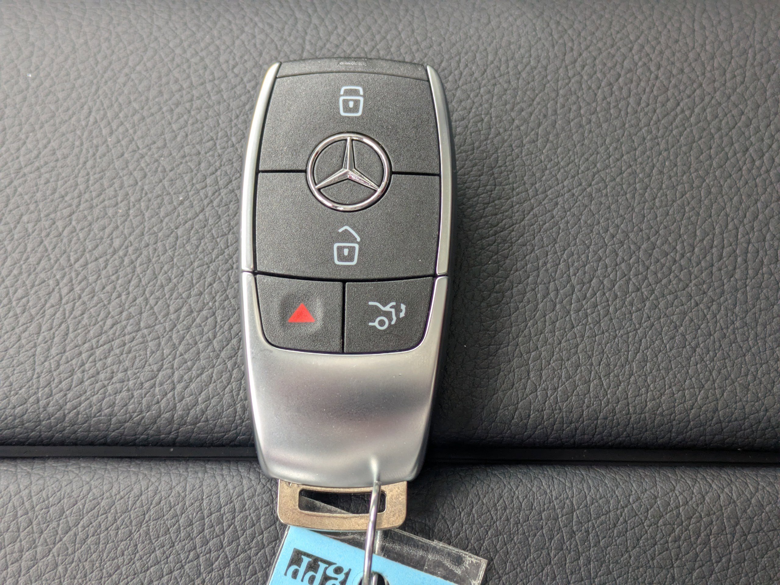 New 2026 Mercedes-Benz GLS 450 4MATIC image 33