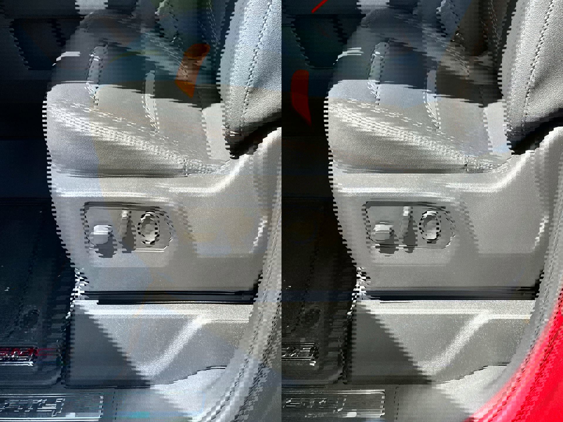 Certified 2024 GMC Sierra 2500 AT4 w/ AT4 Premium Plus Package image 18