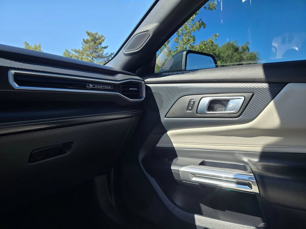 Used 2024 Ford Mustang GT Premium RWD image 27