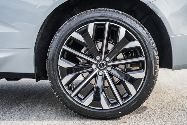 Used 2026 Volvo XC60 B5 Ultra w/ Protection Package Premier AWD/4WD image 19