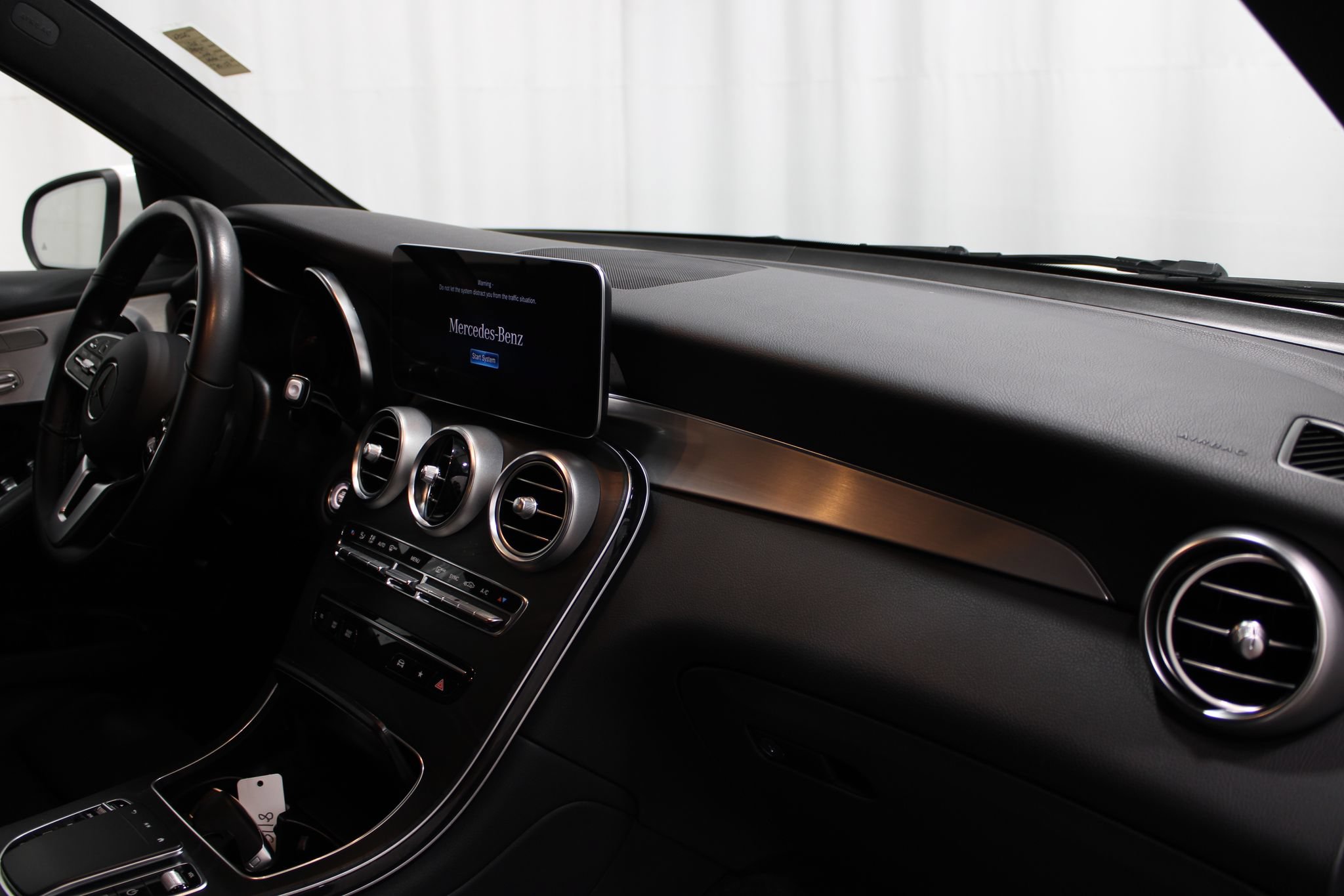 Used 2021 Mercedes-Benz GLC 300 image 26