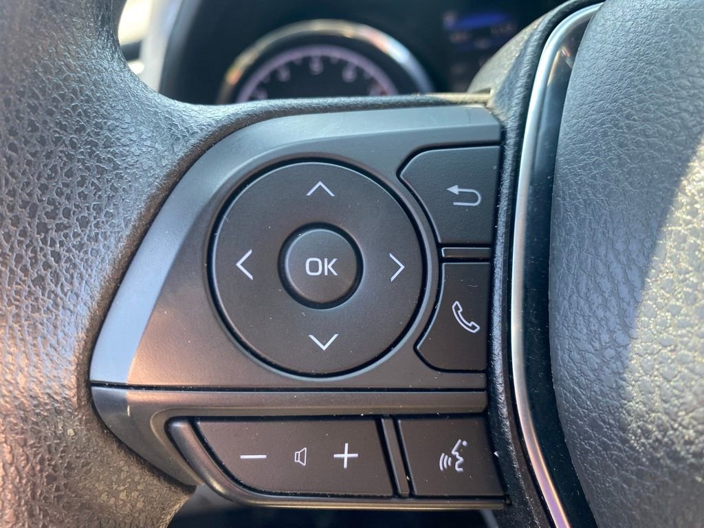 Used 2019 Toyota Camry LE FWD image 26