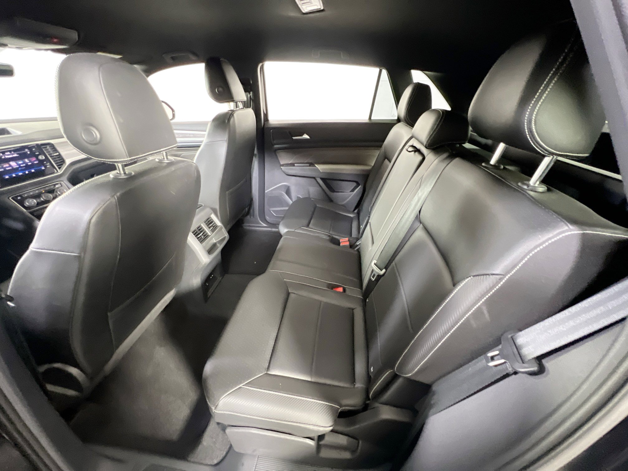 Used 2023 Volkswagen Atlas Cross Sport SE image 23