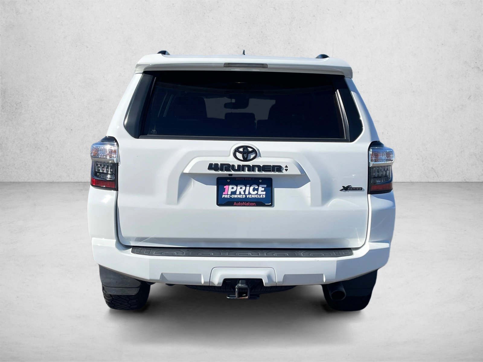 Used 2023 Toyota 4Runner SR5 AWD/4WD image 6