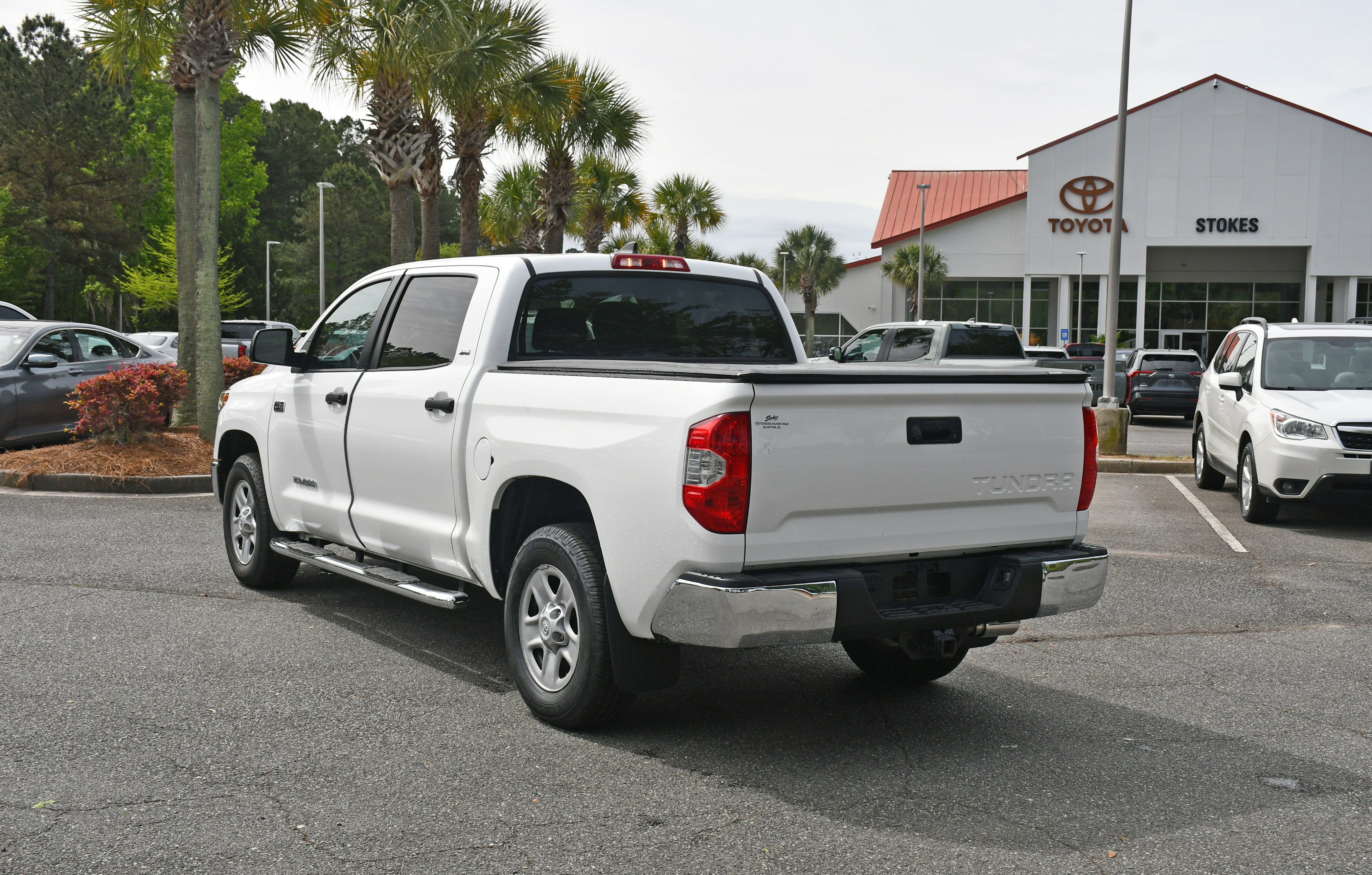 Used 2021 Toyota Tundra SR5 w/ SR5 Upgrade Package RWD image 3