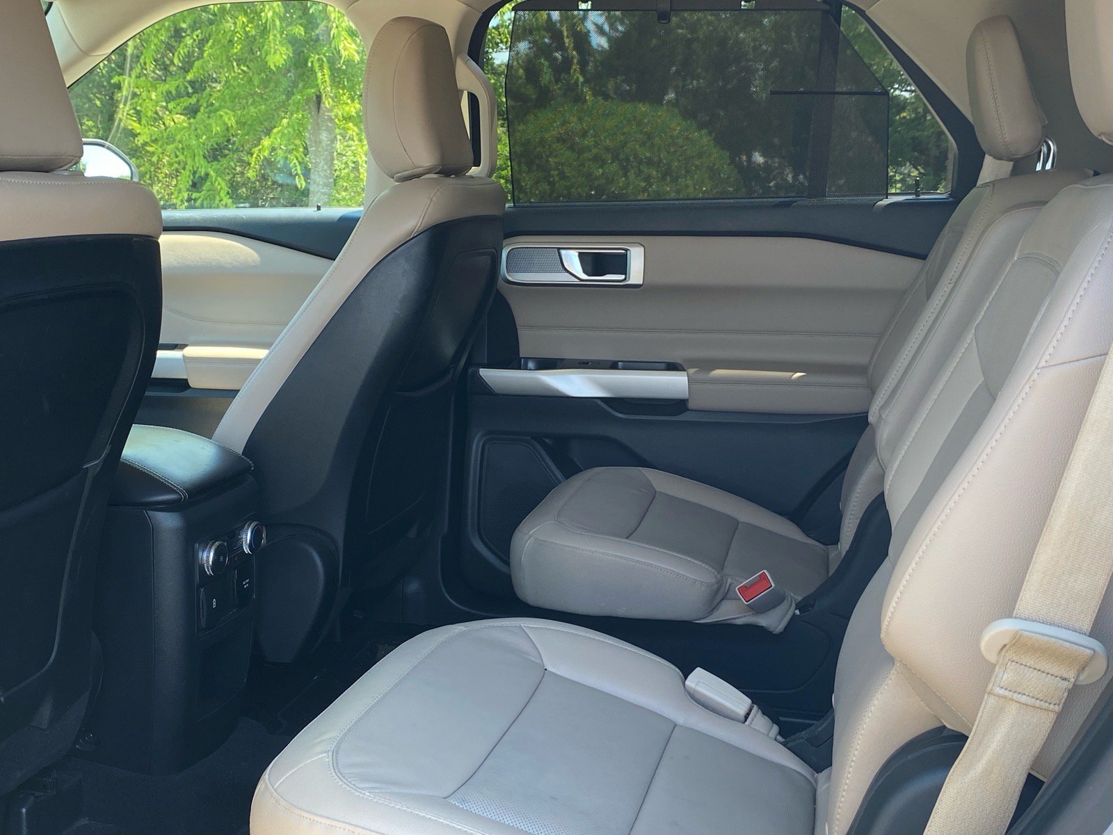 Certified 2020 Ford Explorer Limited RWD image 21