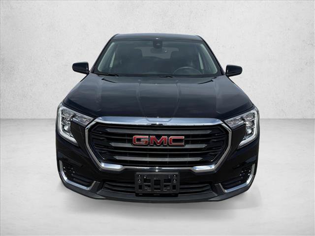 Used 2024 GMC Terrain SLE AWD/4WD image 2