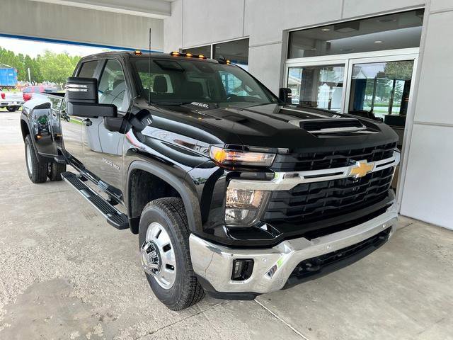 New 2025 Chevrolet Silverado 3500 LT w/ All Star Edition image 5