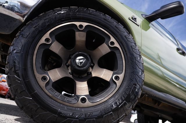 Used 2004 Dodge Ram 2500 Truck SLT w/ Trailer Tow Group RWD image 29