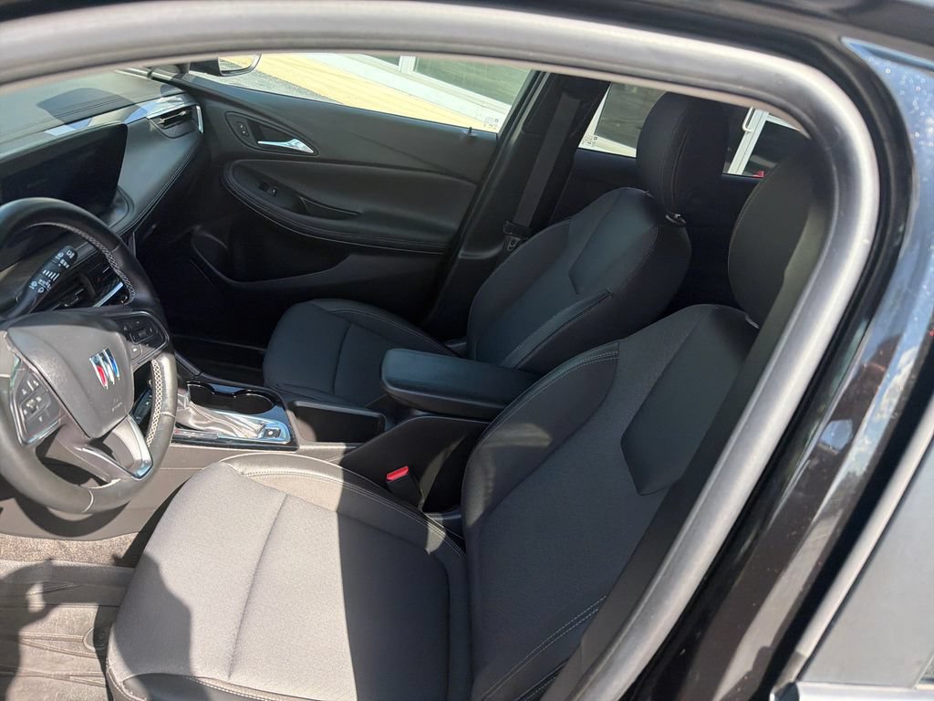Used 2024 Buick Encore GX Preferred FWD image 15