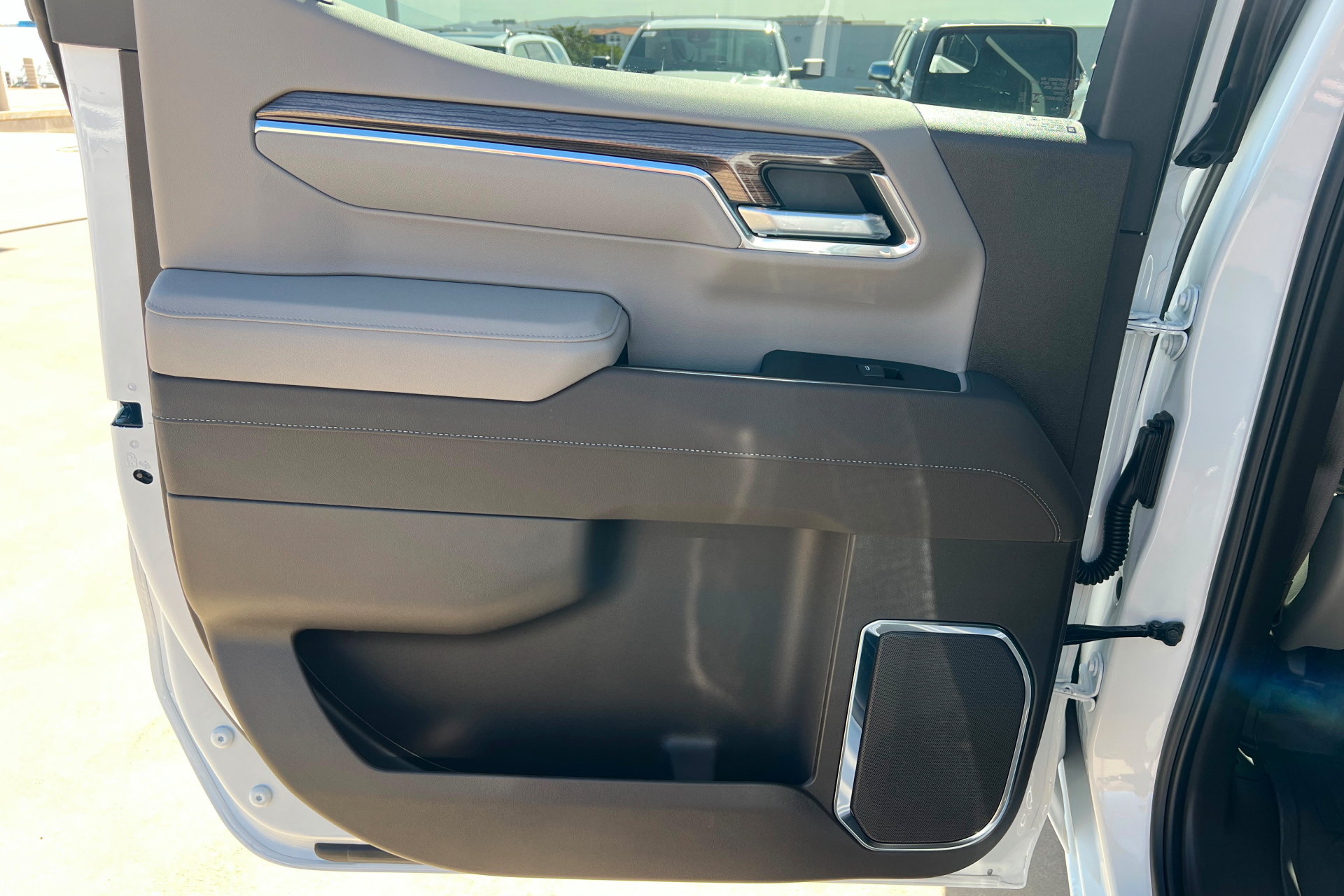 New 2026 Chevrolet Silverado 1500 LT Trail Boss w/ Convenience Package II AWD/4WD image 19