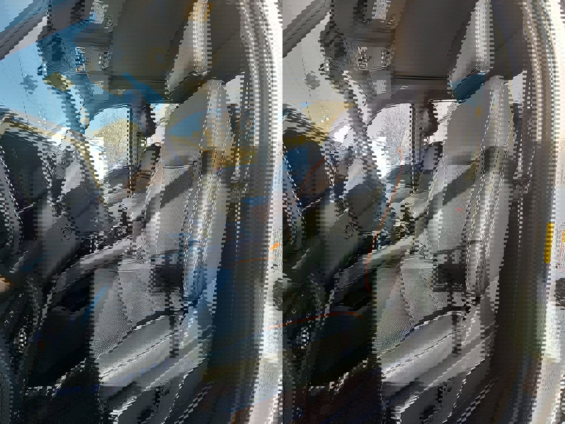 Used 2024 Ford F350 Lariat w/ Lariat Ultimate Package image 13