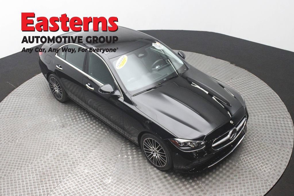 Used 2023 Mercedes-Benz C 300 4MATIC Sedan image 3