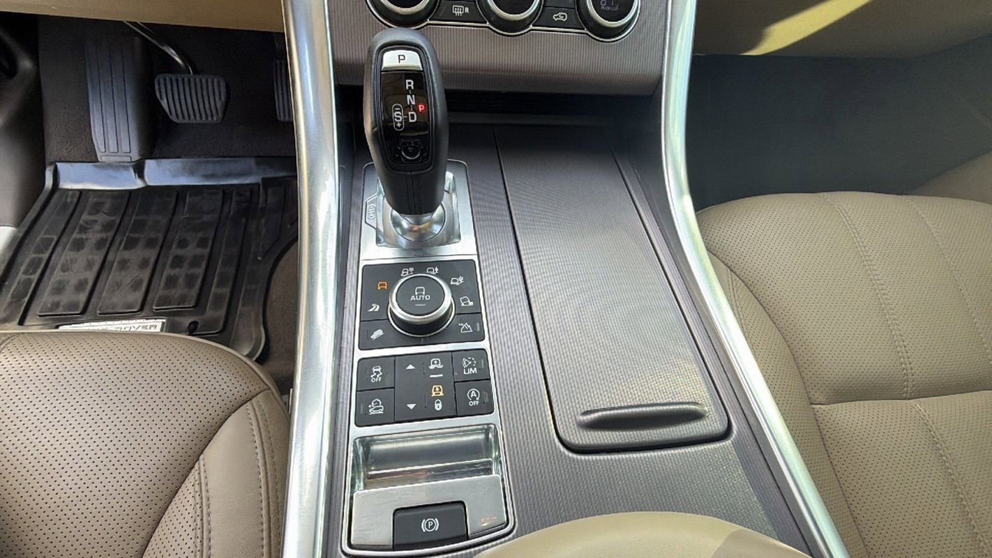 Used 2017 Land Rover Range Rover Sport Supercharged image 24