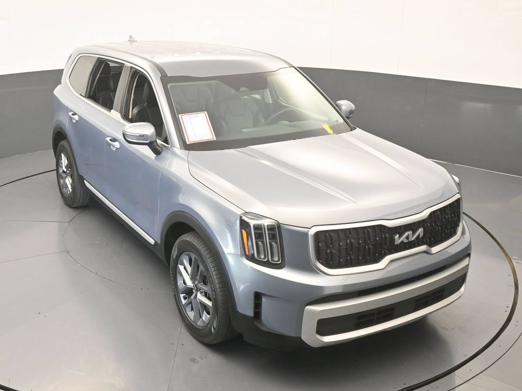Used 2024 Kia Telluride LX FWD image 53