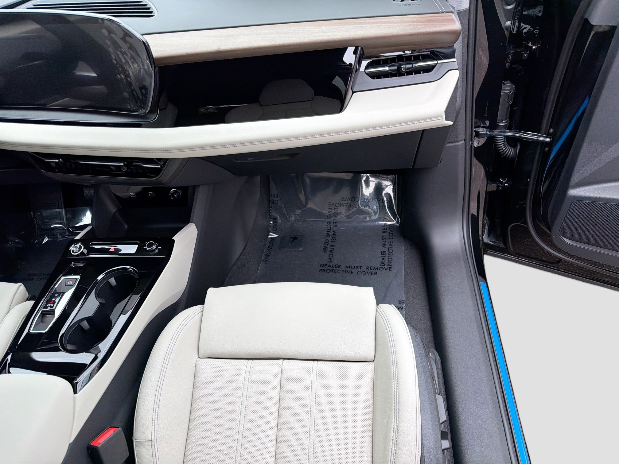 New 2025 Audi Q6 e-tron Premium Plus image 17