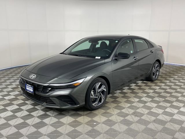 Used 2025 Hyundai Elantra Sport