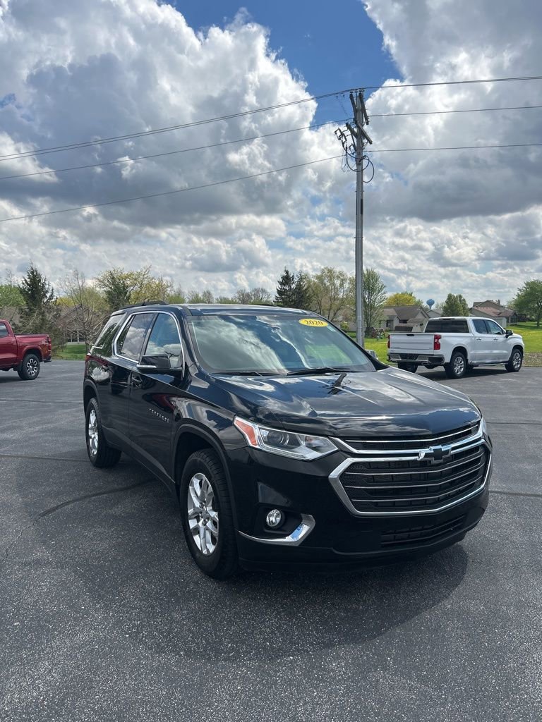 Used 2020 Chevrolet Traverse LT FWD image 1