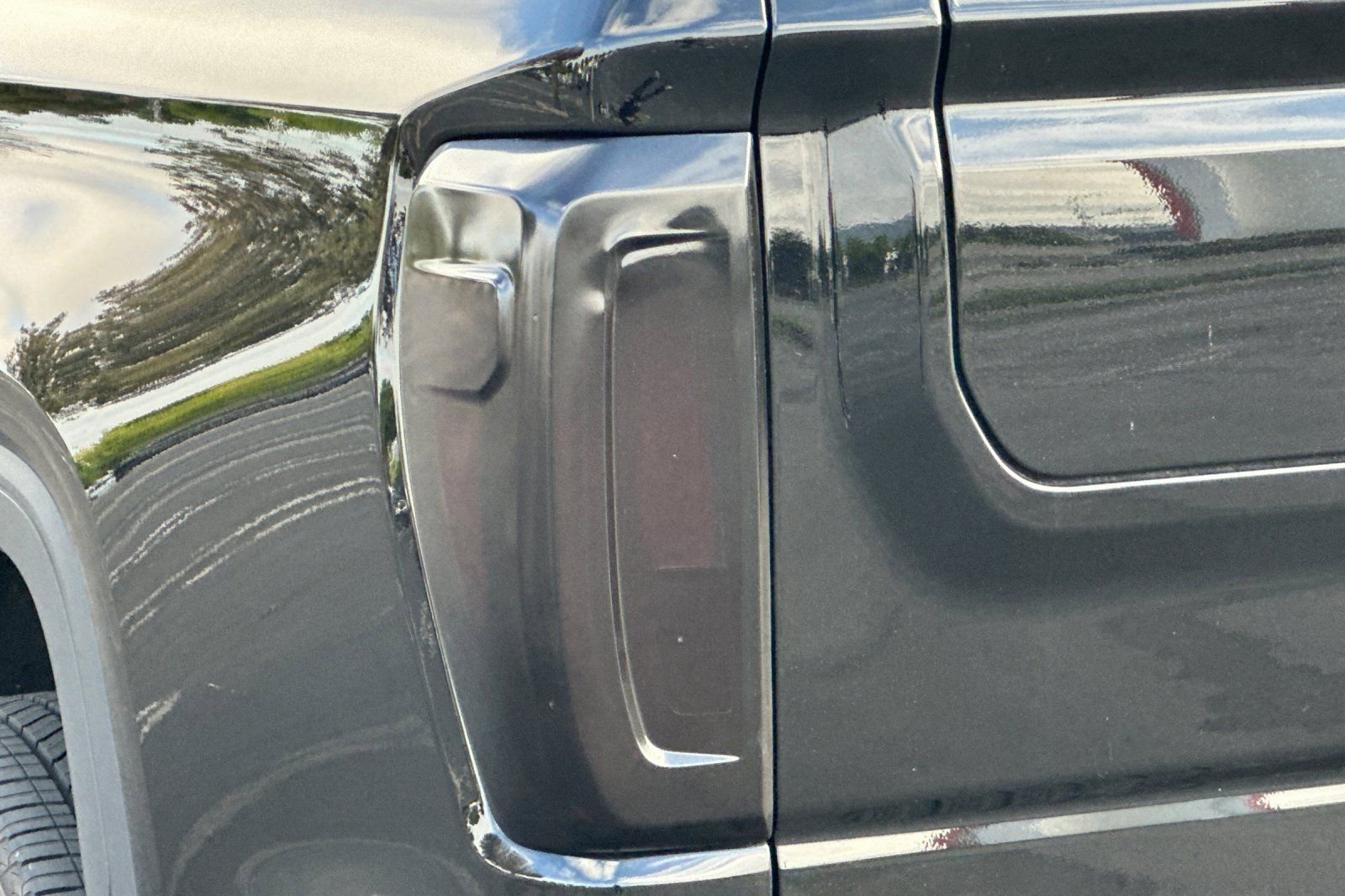 Used 2025 GMC Sierra 1500 Denali w/ Denali Reserve Package AWD/4WD image 46