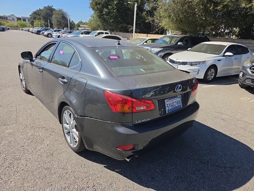 Used 2007 Lexus IS 250 w/ Premium Pkg RWD image 3