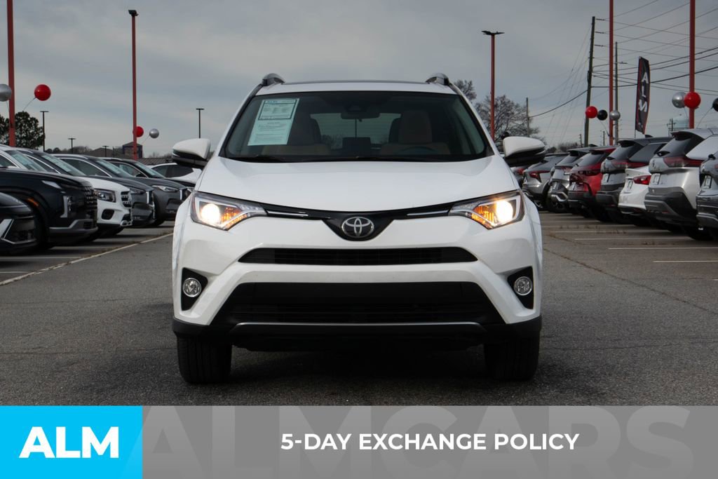 Used 2018 Toyota RAV4 XLE image 4