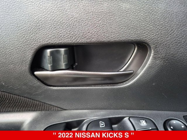Certified 2022 Nissan Kicks S FWD image 13