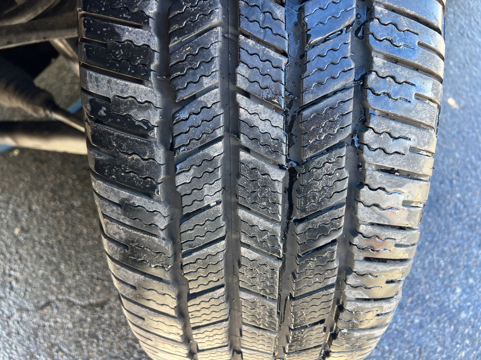 Used 2020 Chevrolet Suburban Premier image 41