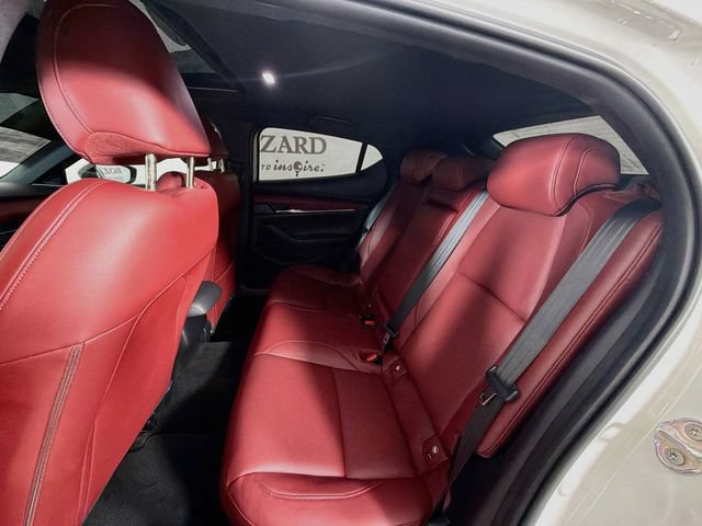 Used 2021 MAZDA MAZDA3 Hatchback w/Premium Plus Pkg AWD/4WD image 30