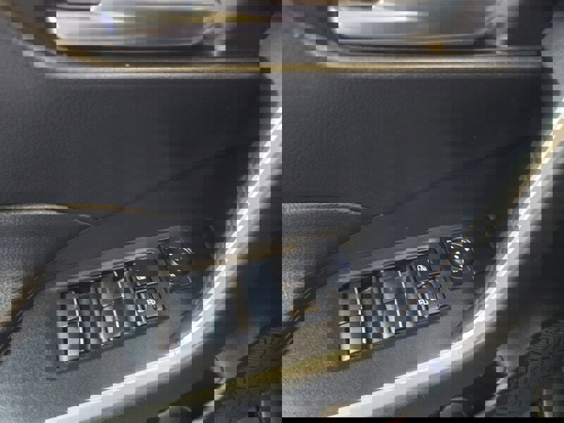 Used 2022 Toyota RAV4 XLE image 20