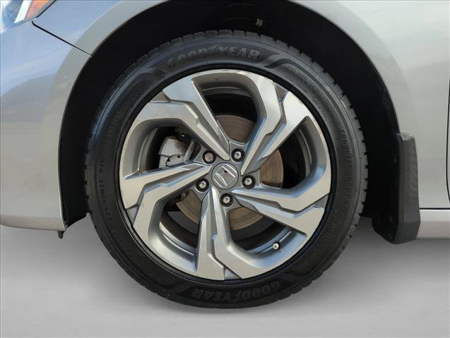 Used 2020 Honda Accord EX image 22