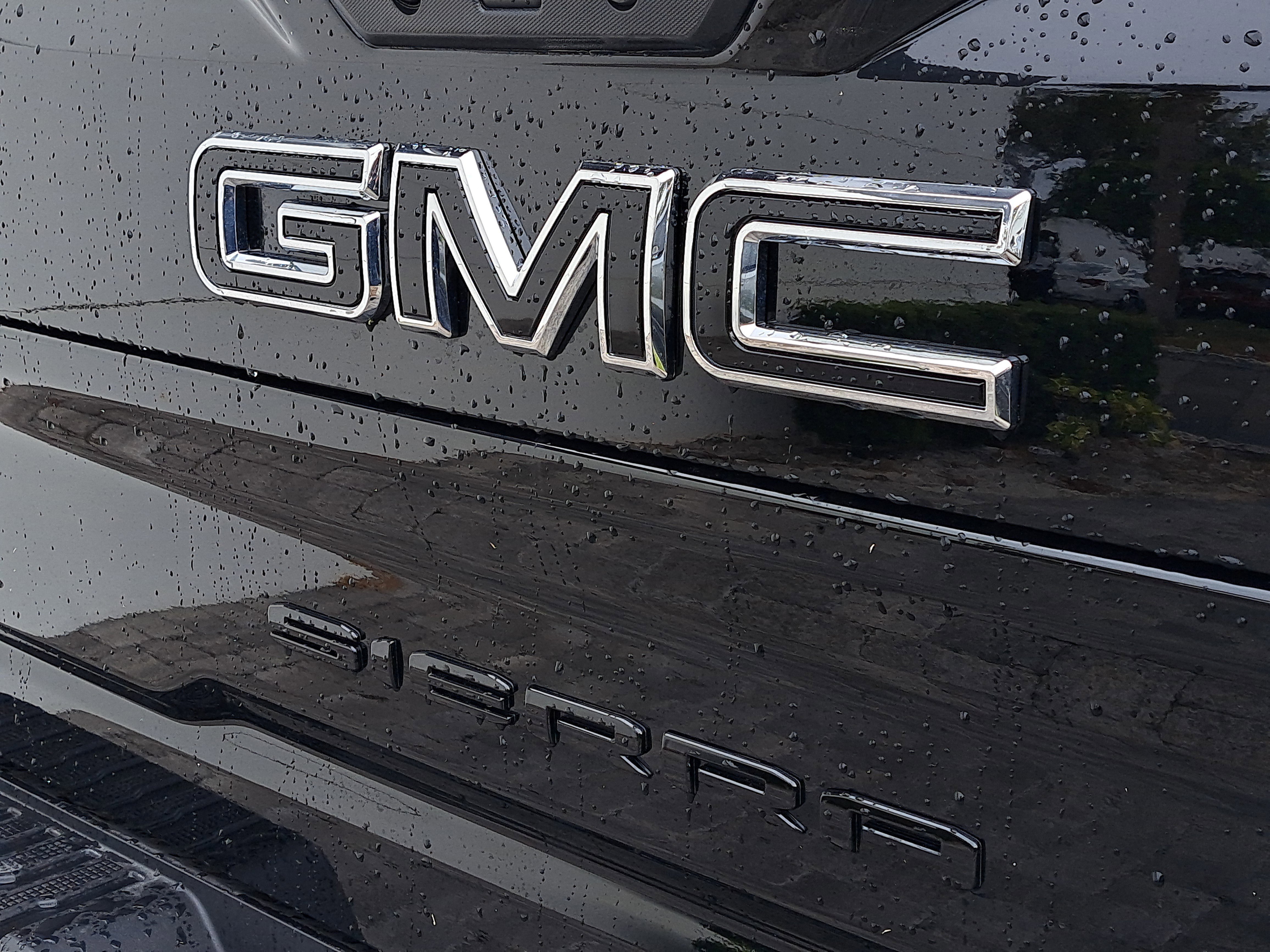 New 2026 GMC Sierra 2500 AT4 w/ AT4 Premium Plus Package image 8