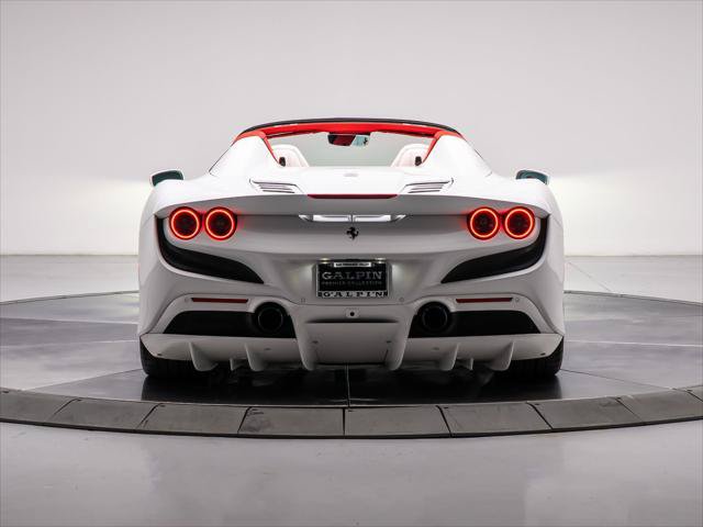 Used 2022 Ferrari F8 Tributo RWD image 4