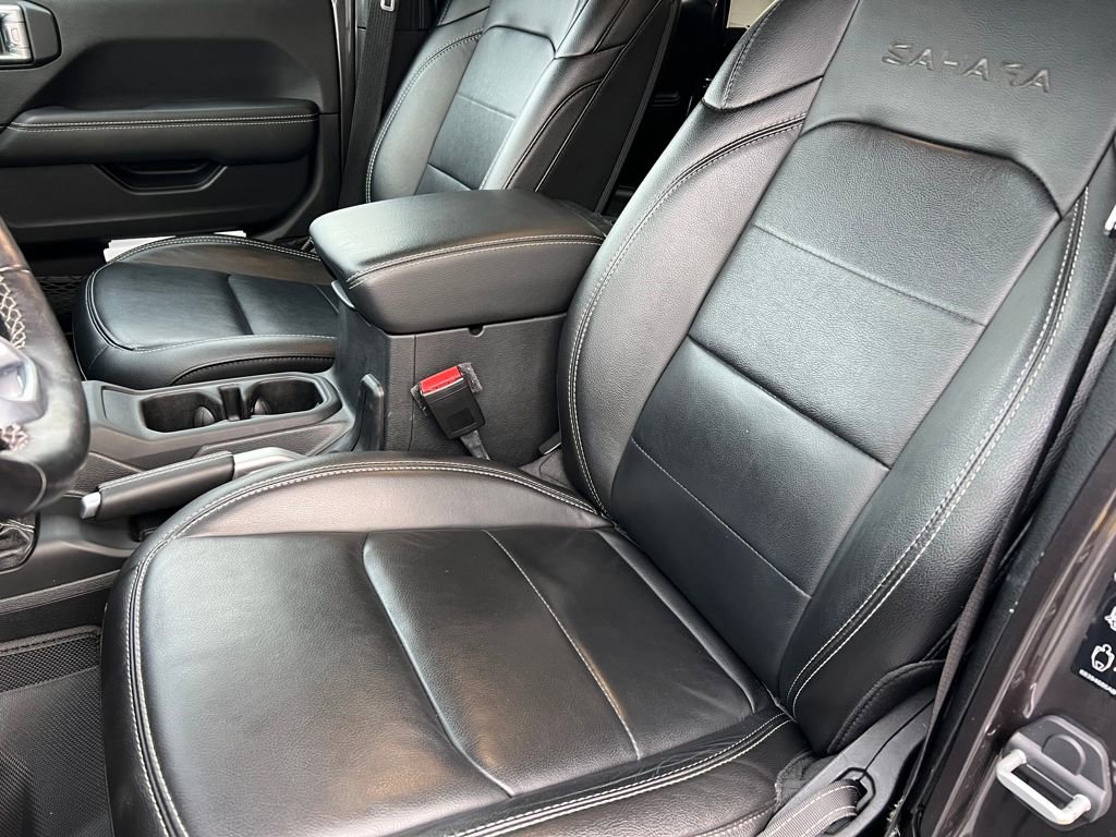 Used 2021 Jeep Wrangler Unlimited Sahara w/ Cold Weather Group image 9