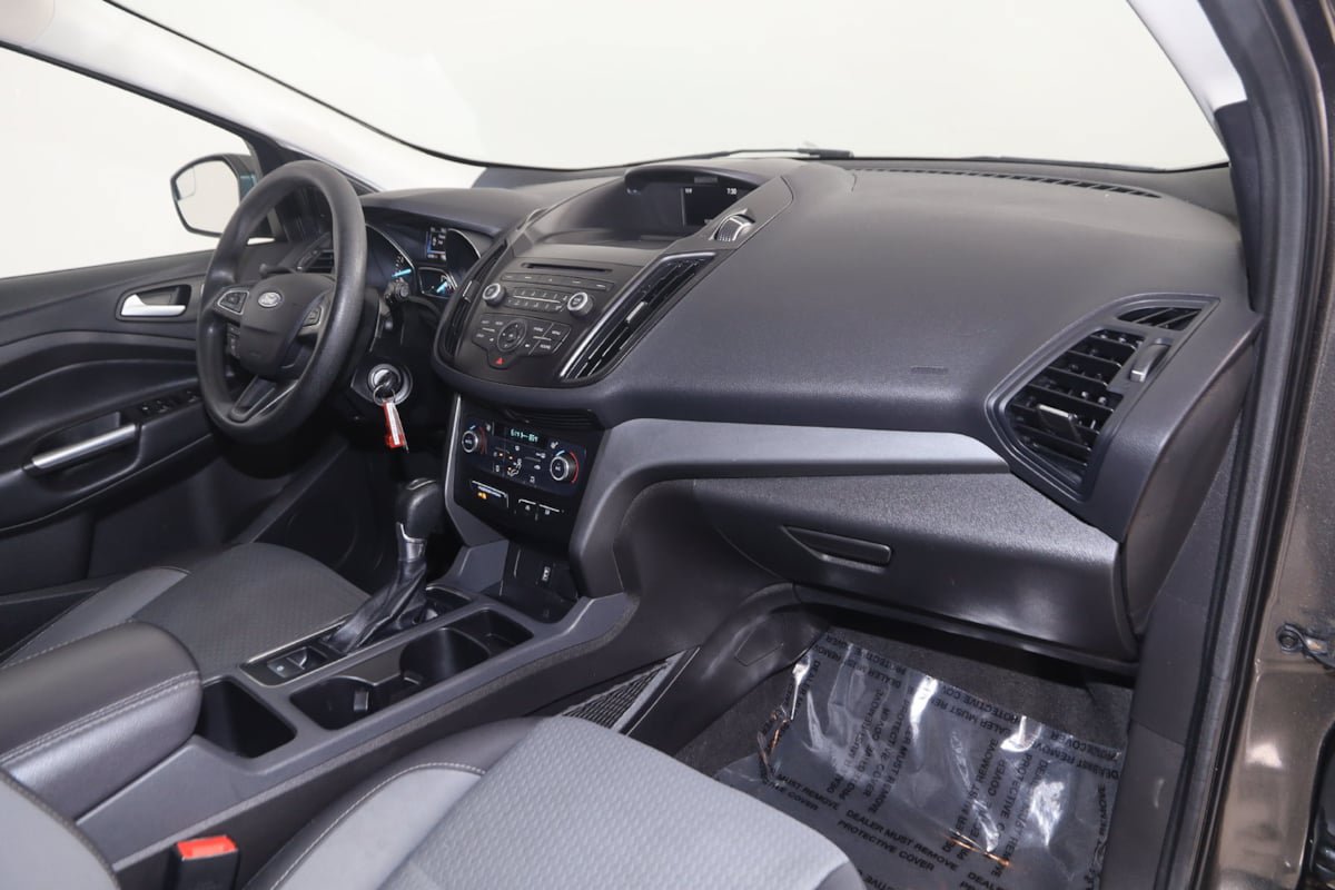 Used 2017 Ford Escape SE AWD/4WD image 29