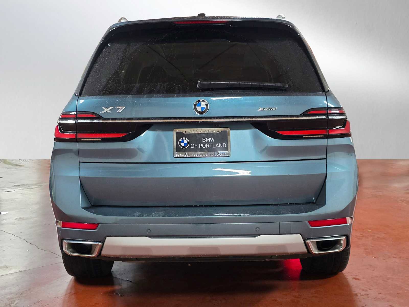 Used 2023 BMW X7 xDrive40i image 4