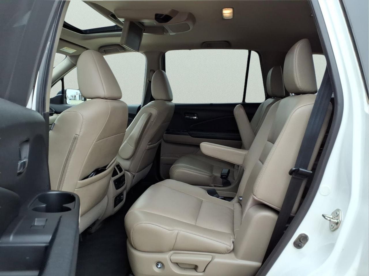 Used 2020 Honda Pilot Touring image 12